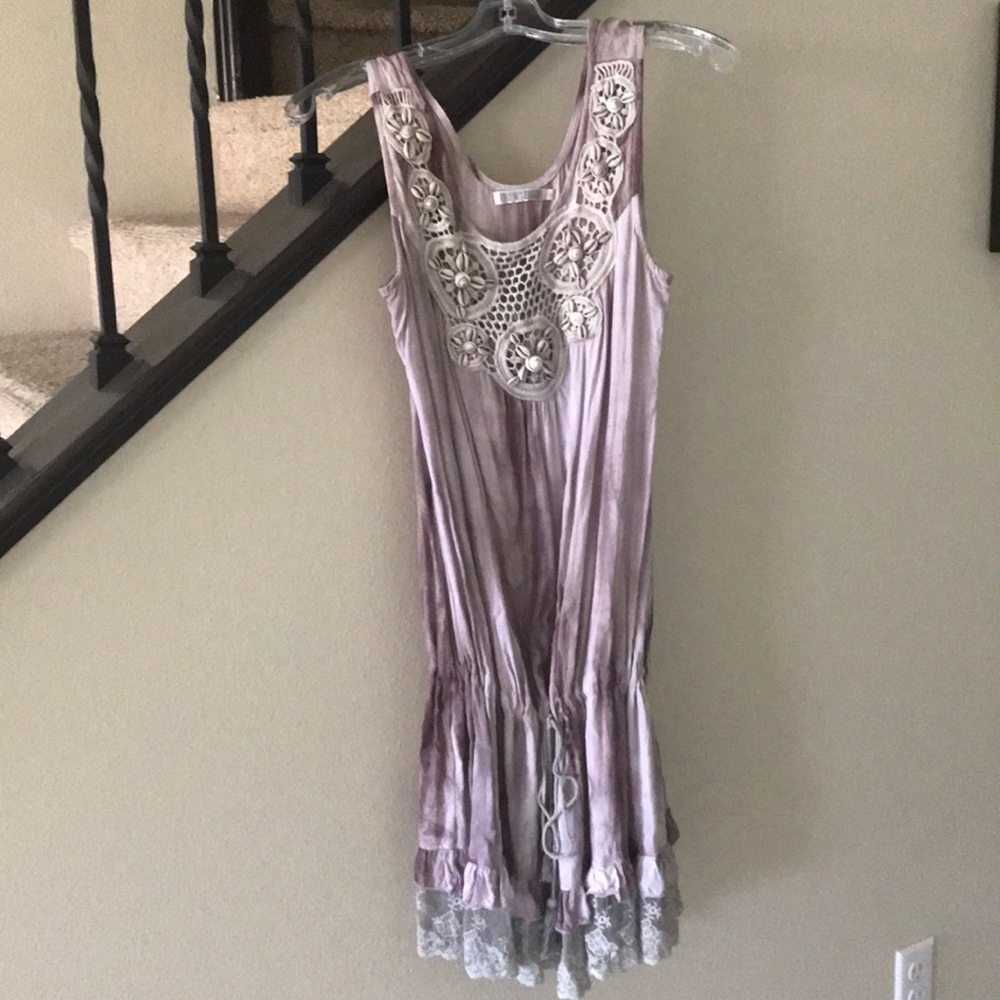 Super cute sleeveless dress